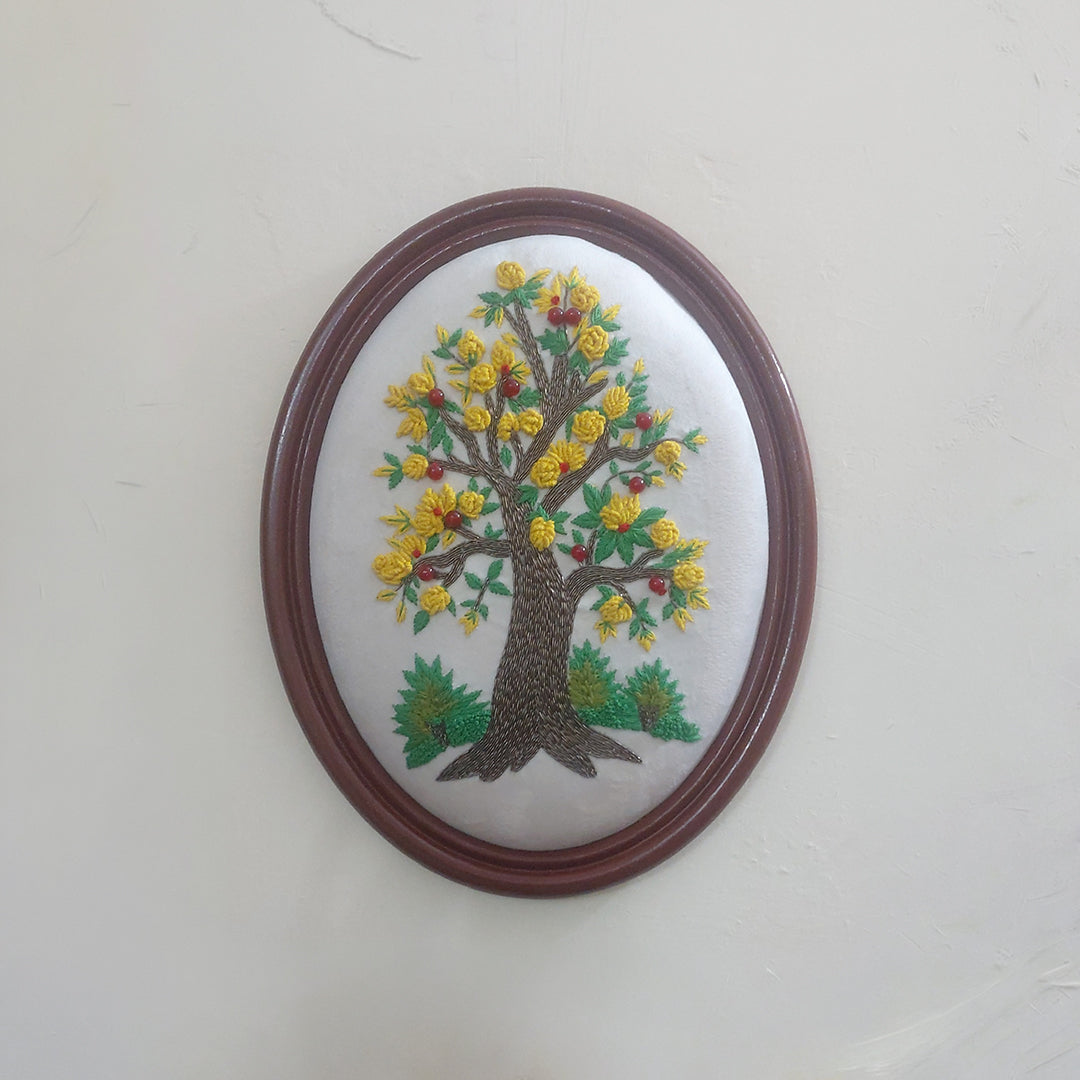 Aari Wall Hanging | Handmade Embroidered Wall Art | Set 03 (Oval)